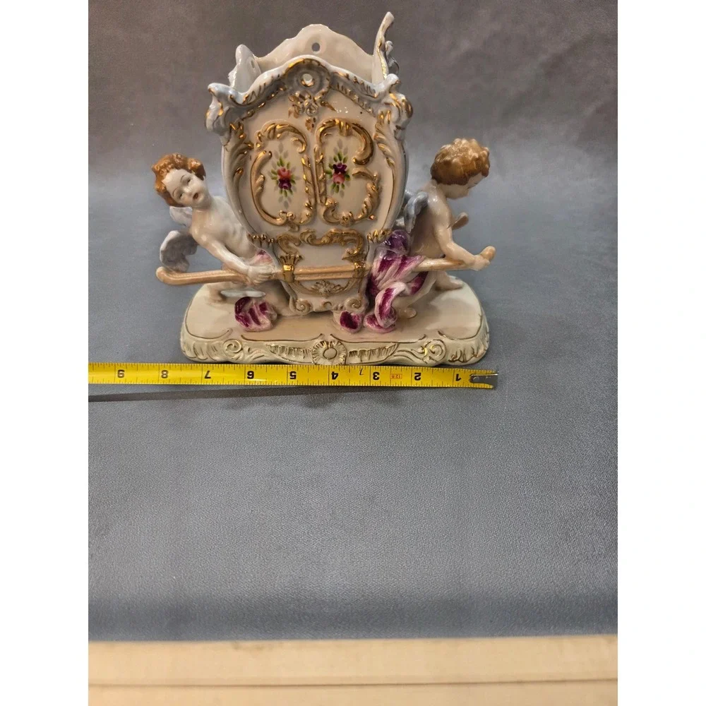 Vintage Porcelain Cherub Sedan Chair Centerpiece Gold Gilt Floral Figurine 8